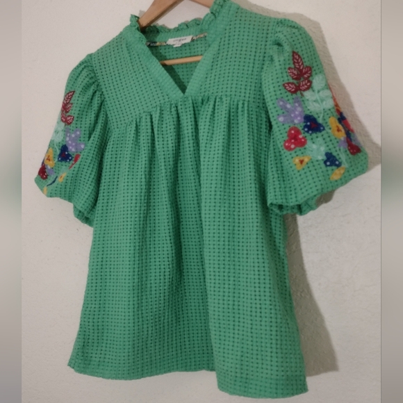 Umgee Green Embroidered Floral Sleeve Top - Picture 5 of 9